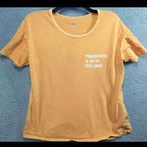 Offline by Aerie Women's Sz.M Shirt "Happiness Is So In This Year" Cotton Peach